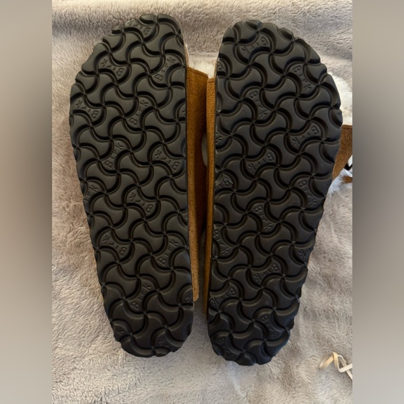 BIRKENSTOCK ARIZONA SHEARLING NWT - Picture 6 of 10
